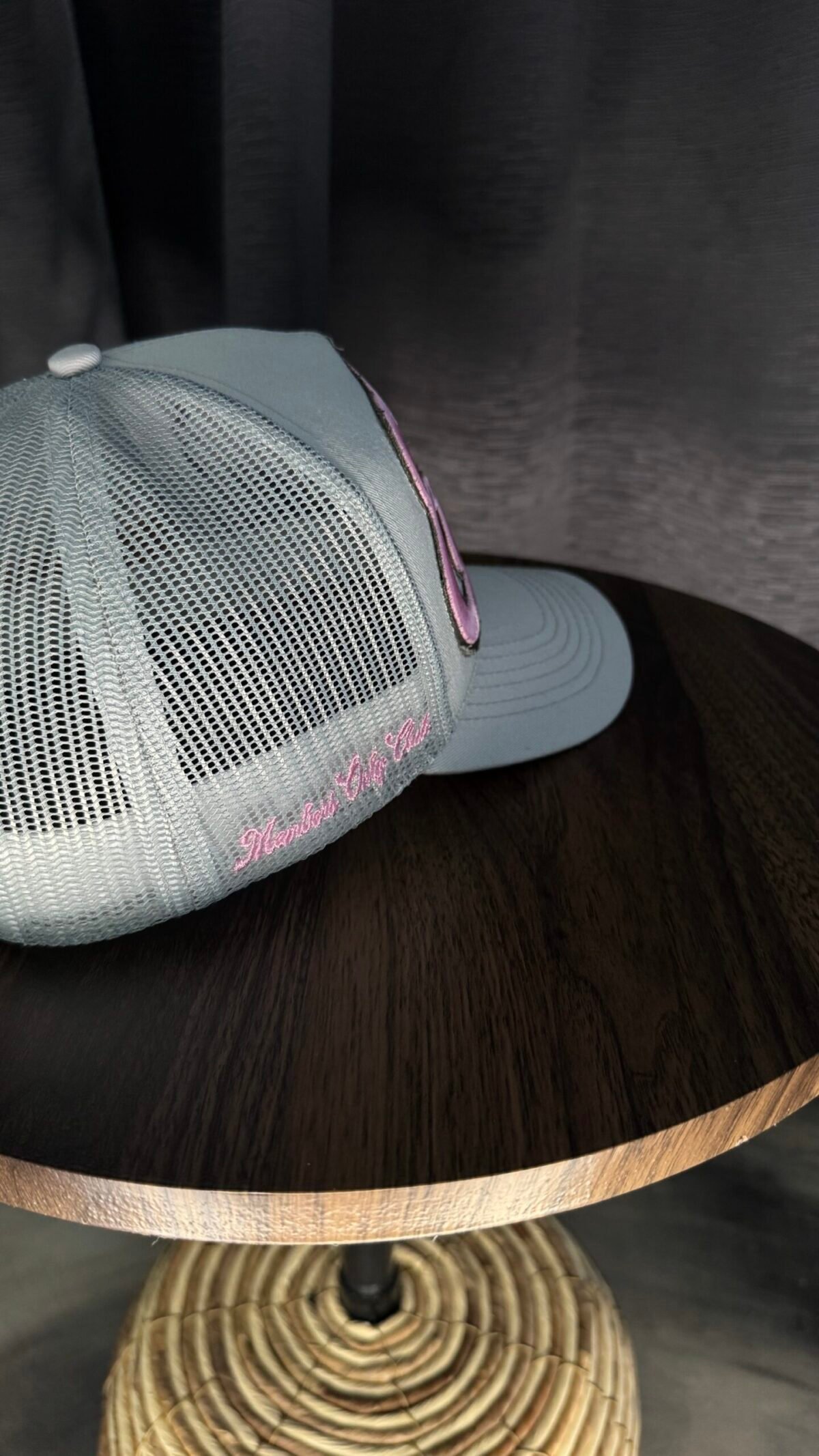 FROSTED PINK MEMBER HAT