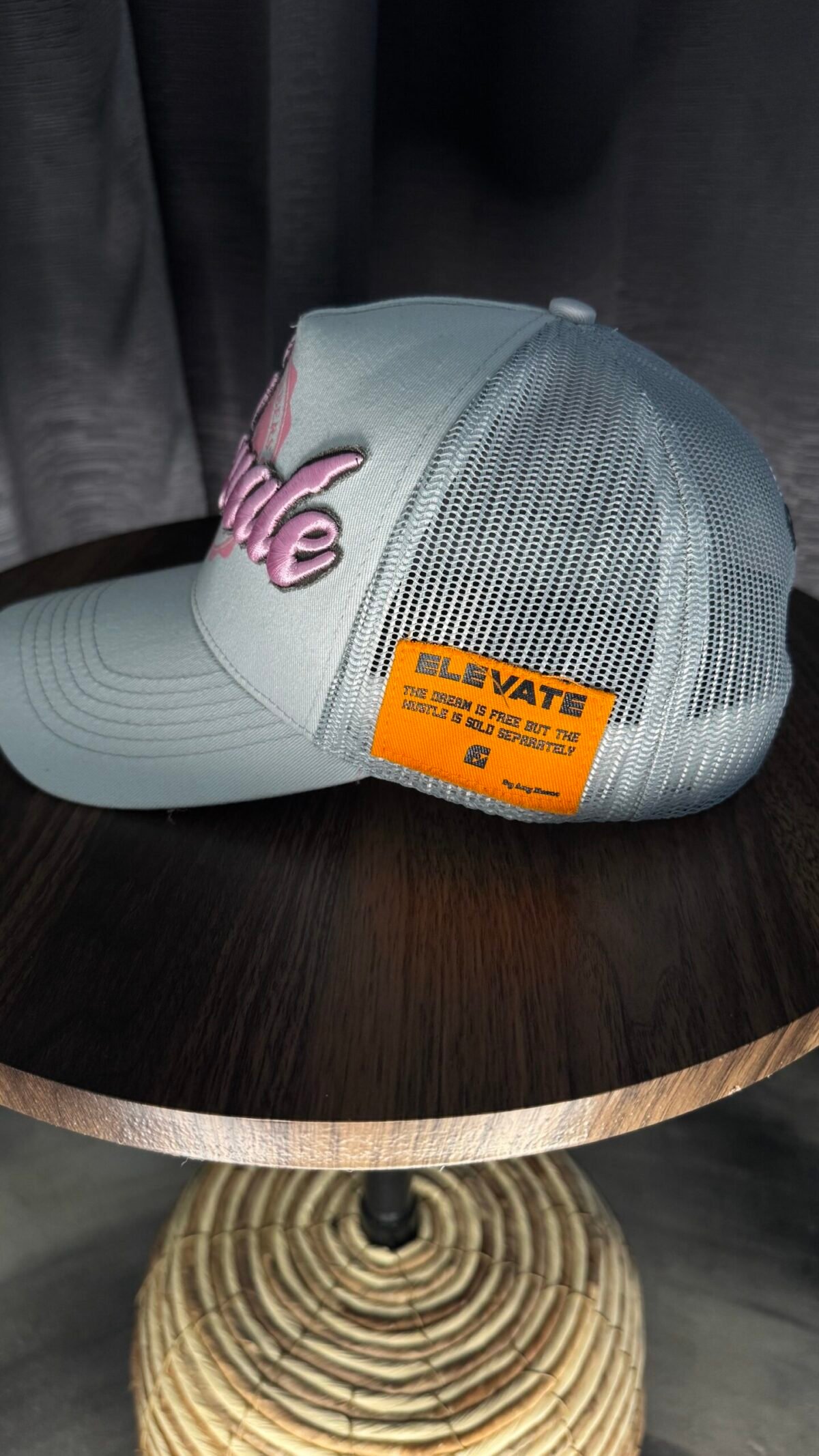 FROSTED PINK MEMBER HAT